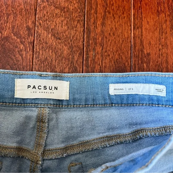 ❌DONATED 1/3/25 Pacsun Distressed Lightwash Skinny Jegging - Picture 5 of 11